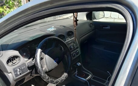 Ford Focus II рестайлинг, 2006 год, 220 000 рублей, 3 фотография