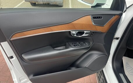 Volvo XC90 II рестайлинг, 2017 год, 3 550 000 рублей, 9 фотография