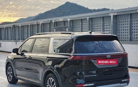 KIA Carnival, 2021 год, 2 345 600 рублей, 3 фотография
