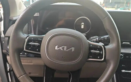 KIA Carnival, 2021 год, 3 150 000 рублей, 3 фотография