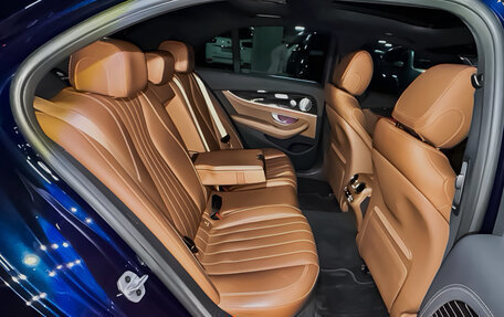 Mercedes-Benz E-Класс, 2020 год, 4 380 000 рублей, 17 фотография