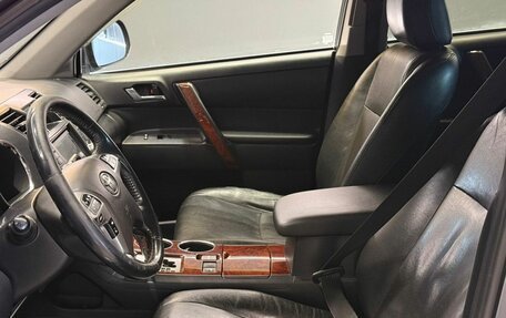 Toyota Highlander III, 2011 год, 2 000 000 рублей, 15 фотография