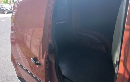 Volkswagen Caddy III рестайлинг, 2006 год, 420 000 рублей, 11 фотография