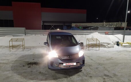 Honda Freed I, 2014 год, 1 190 000 рублей, 7 фотография
