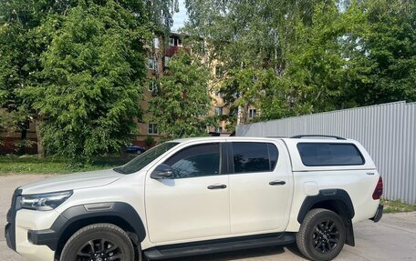 Toyota Hilux VIII, 2021 год, 6 000 000 рублей, 4 фотография
