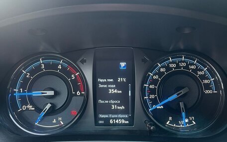 Toyota Hilux VIII, 2021 год, 6 000 000 рублей, 9 фотография