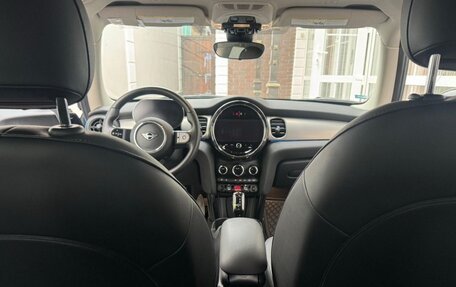 MINI Hatch, 2022 год, 1 850 000 рублей, 6 фотография
