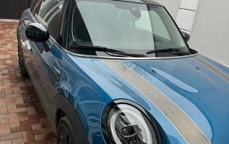 MINI Hatch, 2022 год, 1 850 000 рублей, 3 фотография