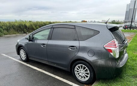 Toyota Prius Alpha I (ZVW40/41), 2015 год, 1 390 000 рублей, 4 фотография