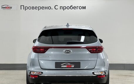 KIA Sportage IV рестайлинг, 2020 год, 2 330 000 рублей, 5 фотография