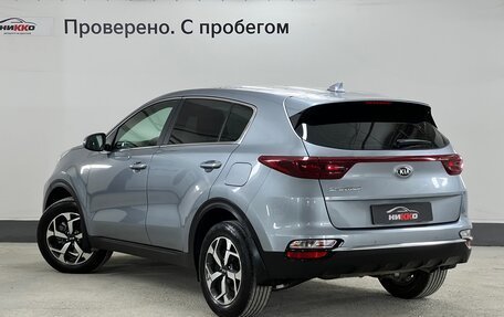 KIA Sportage IV рестайлинг, 2020 год, 2 330 000 рублей, 6 фотография