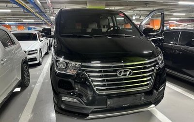 Hyundai Grand Starex Grand Starex I рестайлинг 2, 2019 год, 3 468 000 рублей, 1 фотография