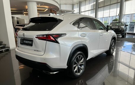 Lexus NX I, 2016 год, 3 172 000 рублей, 6 фотография