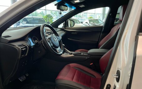 Lexus NX I, 2016 год, 3 172 000 рублей, 20 фотография