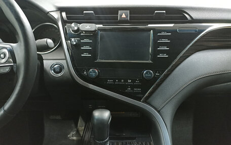 Toyota Camry, 2019 год, 2 649 000 рублей, 15 фотография