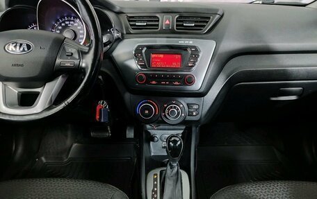 KIA Rio III рестайлинг, 2014 год, 780 000 рублей, 21 фотография