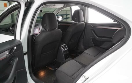 Skoda Octavia, 2018 год, 1 830 000 рублей, 11 фотография