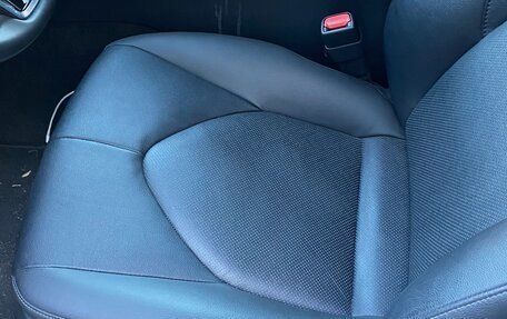 Toyota Camry, 2021 год, 3 450 000 рублей, 5 фотография