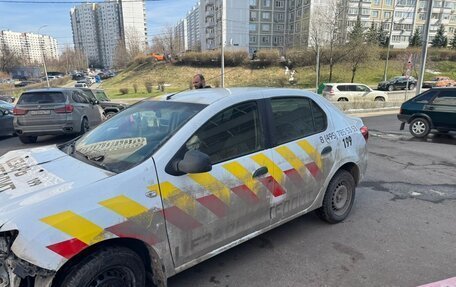 Renault Logan II, 2016 год, 280 000 рублей, 5 фотография