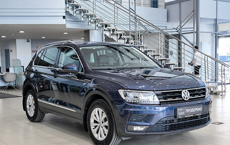 Volkswagen Tiguan II, 2017 год, 2 450 000 рублей, 3 фотография