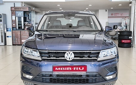 Volkswagen Tiguan II, 2017 год, 2 450 000 рублей, 2 фотография