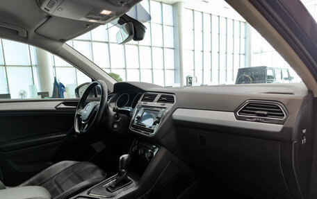 Volkswagen Tiguan II, 2017 год, 2 450 000 рублей, 11 фотография