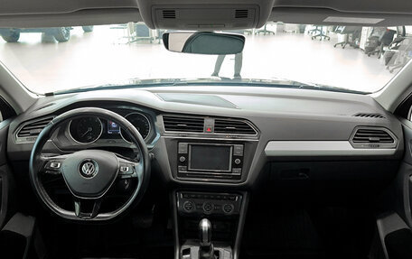 Volkswagen Tiguan II, 2017 год, 2 450 000 рублей, 14 фотография