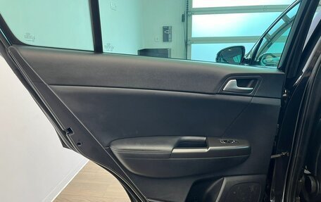 KIA Sportage IV рестайлинг, 2018 год, 1 820 000 рублей, 15 фотография