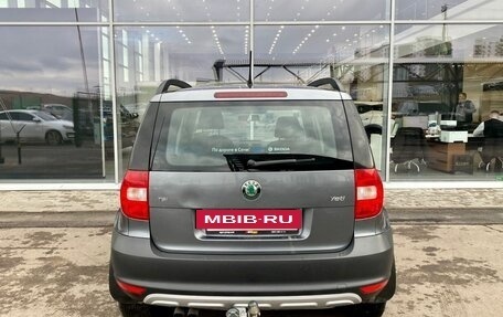 Skoda Yeti I рестайлинг, 2013 год, 1 044 000 рублей, 5 фотография