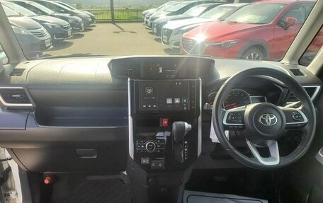 Toyota Roomy I, 2021 год, 879 000 рублей, 10 фотография