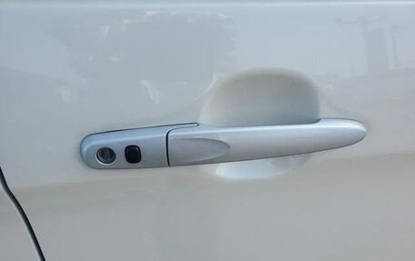 Toyota Roomy I, 2021 год, 879 000 рублей, 37 фотография