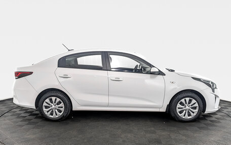 KIA Rio IV, 2021 год, 1 715 000 рублей, 4 фотография