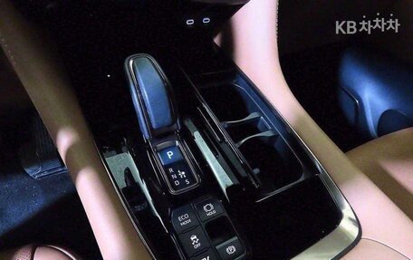 Toyota Alphard, 2024 год, 9 195 000 рублей, 12 фотография