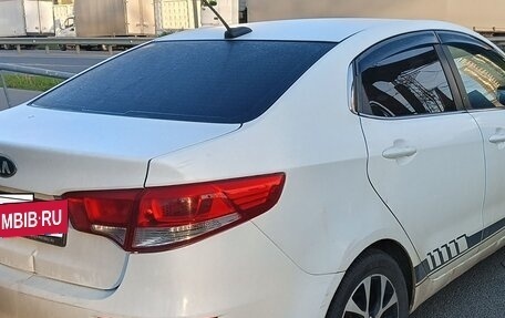 KIA Rio III рестайлинг, 2017 год, 1 000 000 рублей, 5 фотография