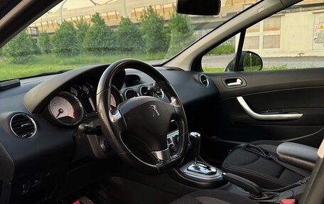 Peugeot 408 I рестайлинг, 2015 год, 650 000 рублей, 3 фотография