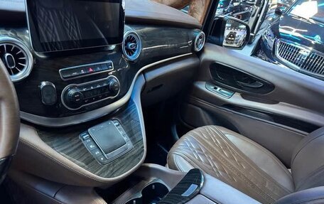 Mercedes-Benz Vito, 2020 год, 2 950 000 рублей, 5 фотография