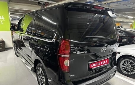 Hyundai Grand Starex Grand Starex I рестайлинг 2, 2019 год, 3 468 000 рублей, 5 фотография
