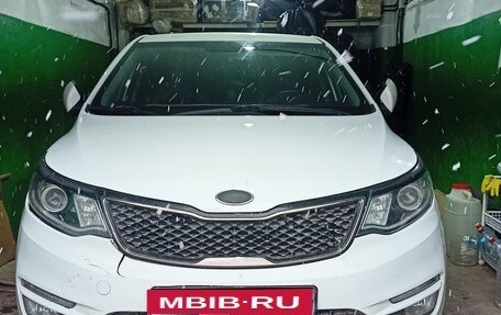 KIA Rio III рестайлинг, 2015 год, 800 000 рублей, 1 фотография