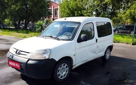 Peugeot Partner II рестайлинг 2, 2010 год, 380 000 рублей, 1 фотография