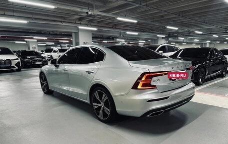 Volvo S60 III, 2021 год, 2 399 199 рублей, 3 фотография