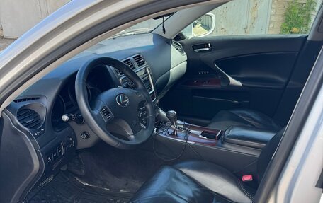 Lexus IS II рестайлинг 2, 2006 год, 1 400 000 рублей, 7 фотография