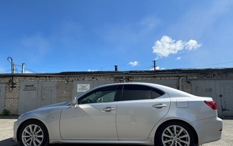Lexus IS II рестайлинг 2, 2006 год, 1 400 000 рублей, 2 фотография