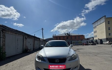 Lexus IS II рестайлинг 2, 2006 год, 1 400 000 рублей, 5 фотография