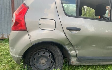 Renault Sandero I, 2010 год, 350 000 рублей, 3 фотография