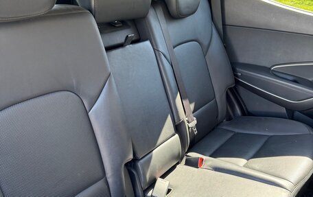 Hyundai Santa Fe III рестайлинг, 2017 год, 2 350 000 рублей, 8 фотография