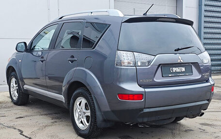 Mitsubishi Outlander III рестайлинг 3, 2008 год, 810 000 рублей, 8 фотография