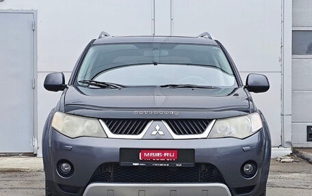 Mitsubishi Outlander III рестайлинг 3, 2008 год, 810 000 рублей, 2 фотография
