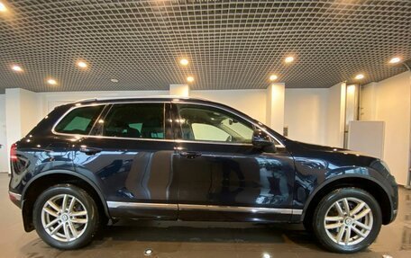 Volkswagen Touareg III, 2015 год, 2 535 000 рублей, 2 фотография