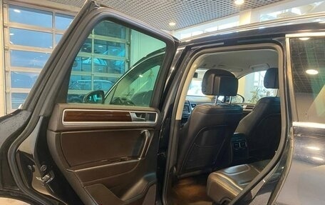Volkswagen Touareg III, 2015 год, 2 535 000 рублей, 24 фотография