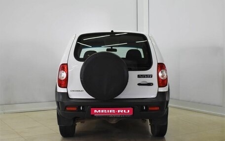Chevrolet Niva I рестайлинг, 2016 год, 485 000 рублей, 3 фотография